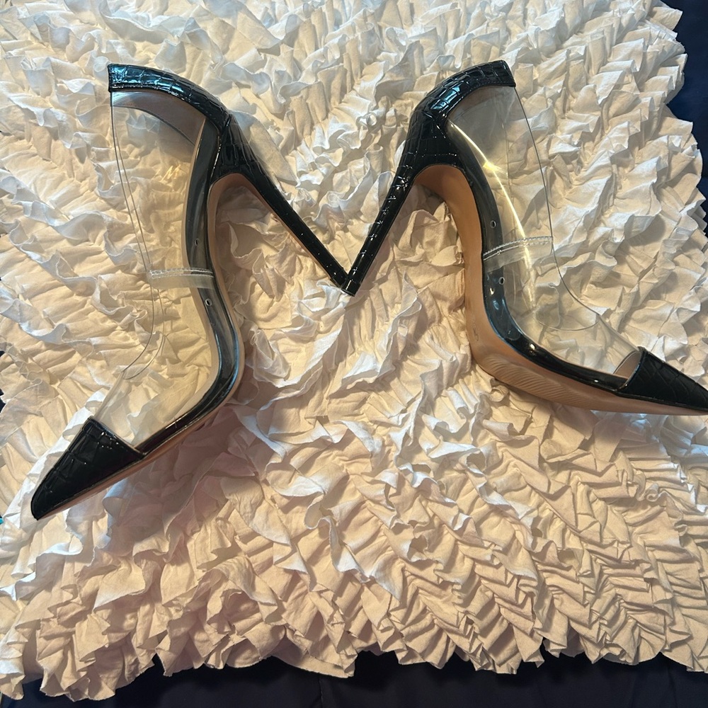 Mix No. 6 • Black and Clear Heels • 7M • New